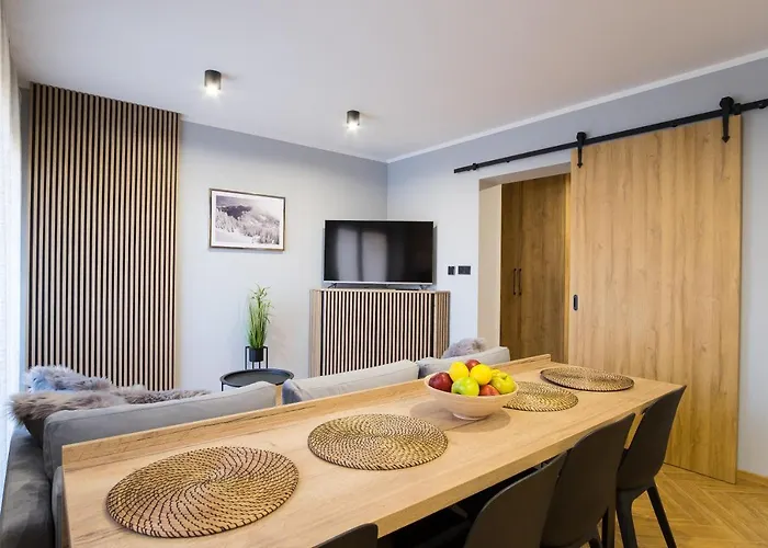 Julia * זקופאנה